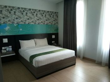 Evo Hotel Pekanbaru 3*