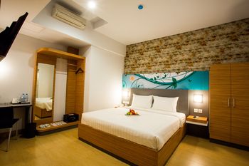 Evo Hotel Pekanbaru 3*