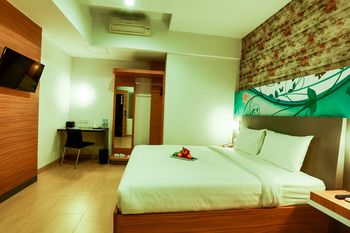 Evo Hotel Pekanbaru 3*