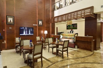Zaha Al Munawara Hotel 3*