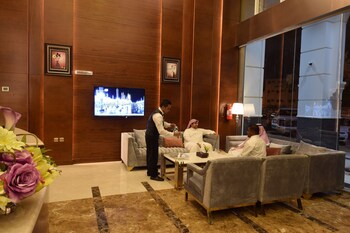 Zaha Al Munawara Hotel 3*