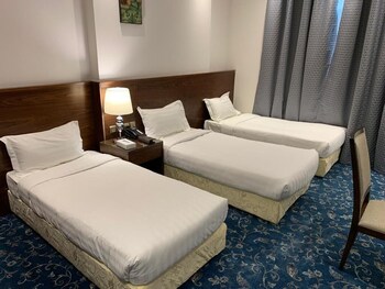 Zaha Al Munawara Hotel 3*