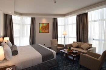 Zaha Al Munawara Hotel 3*