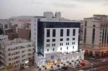 Zaha Al Munawara Hotel 3*