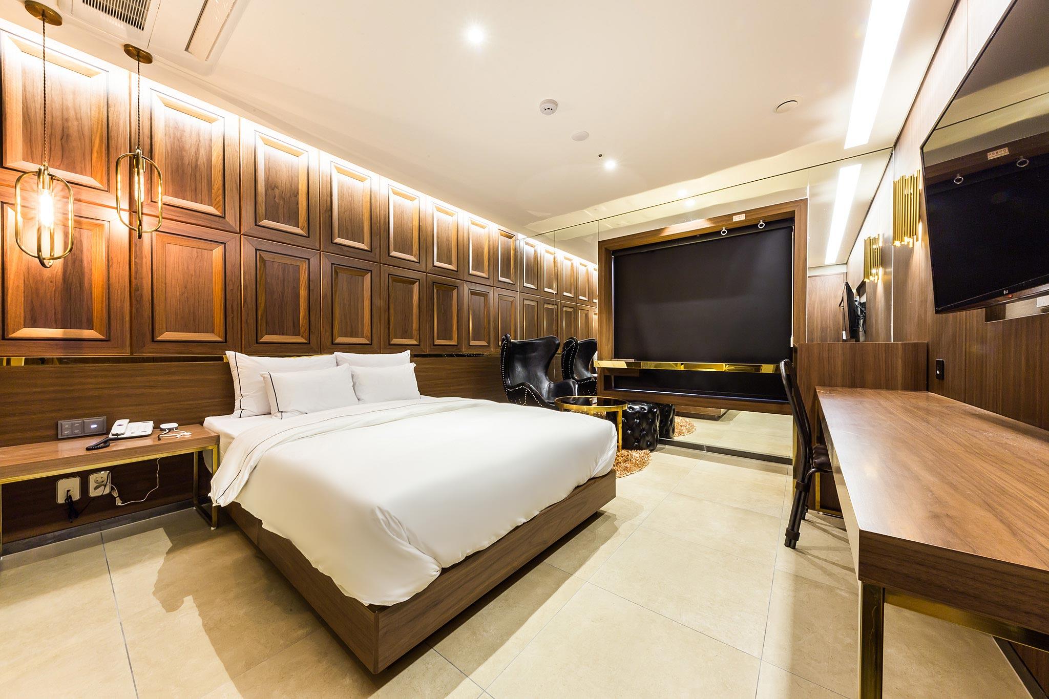 Forestar Hotel 2 2*