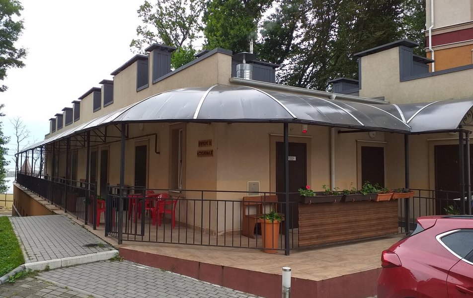«Cruise Hotel & Cafe» \/ «Круиз отель и кафе» отель 2*