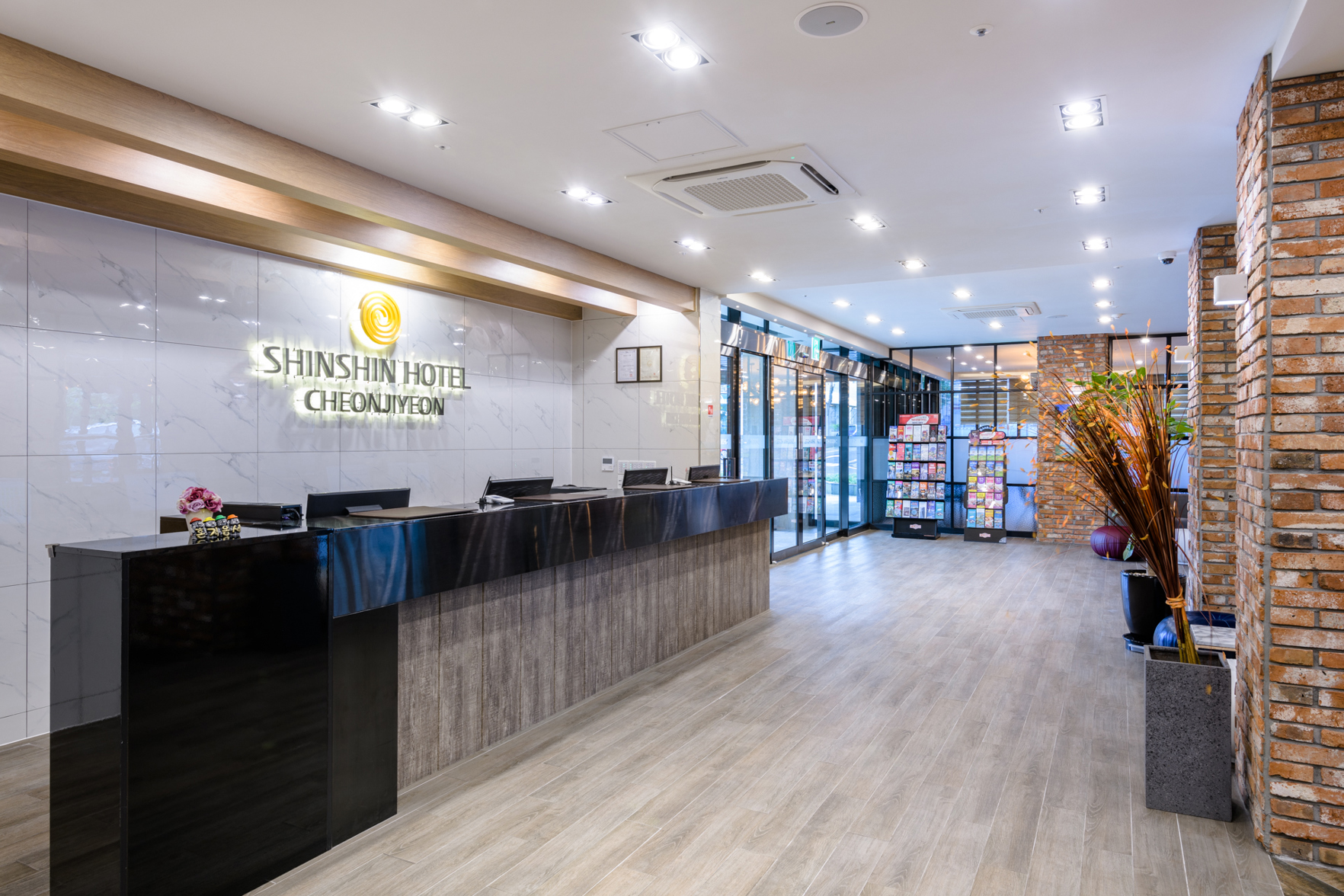 Shin Shin Hotel Cheonjiyeon 3*