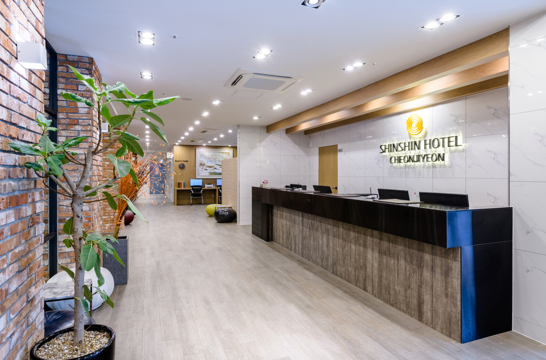 Shin Shin Hotel Cheonjiyeon 3*