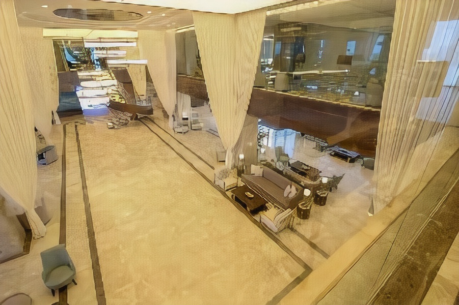 Views Hotel & Residences 5*