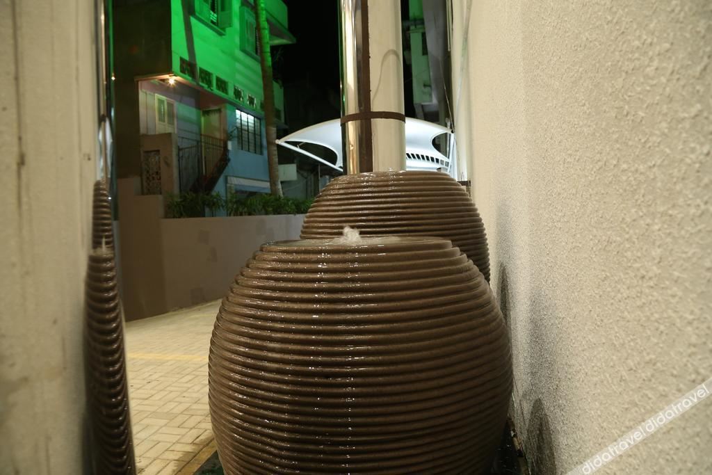 Metropolis Hotel 3*