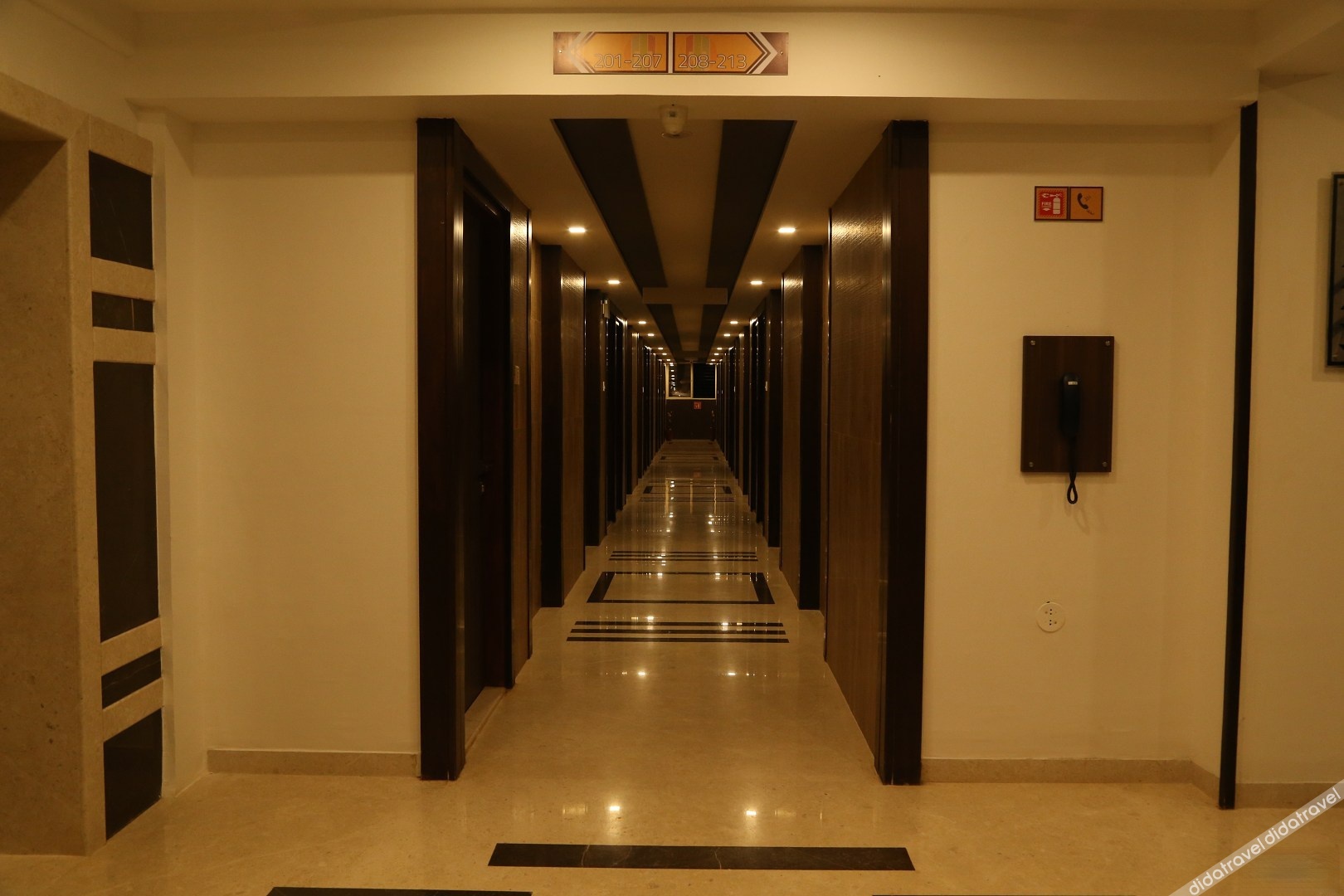 Metropolis Hotel 3*
