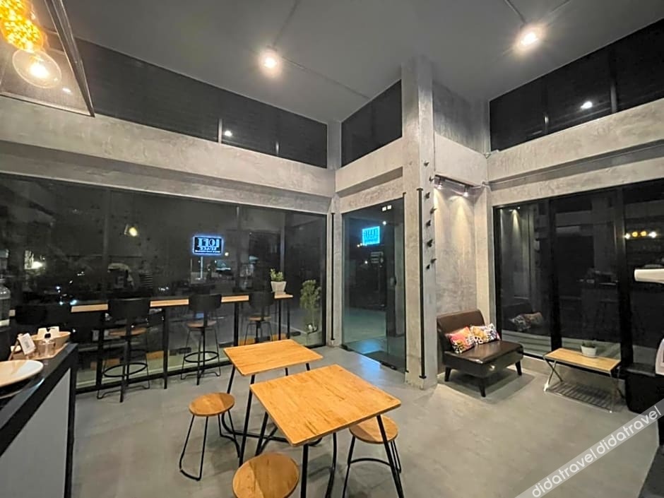 Loft Space Hotel 2*