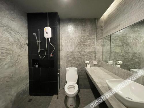 Loft Space Hotel 2*