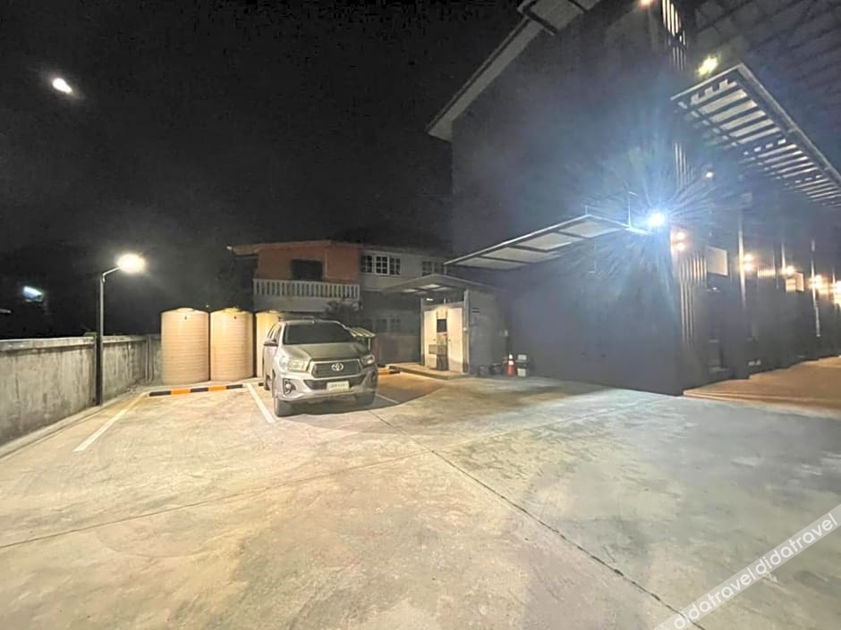 Loft Space Hotel 2*