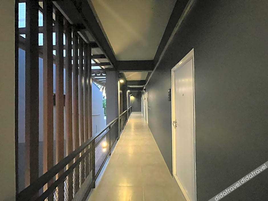 Loft Space Hotel 2*