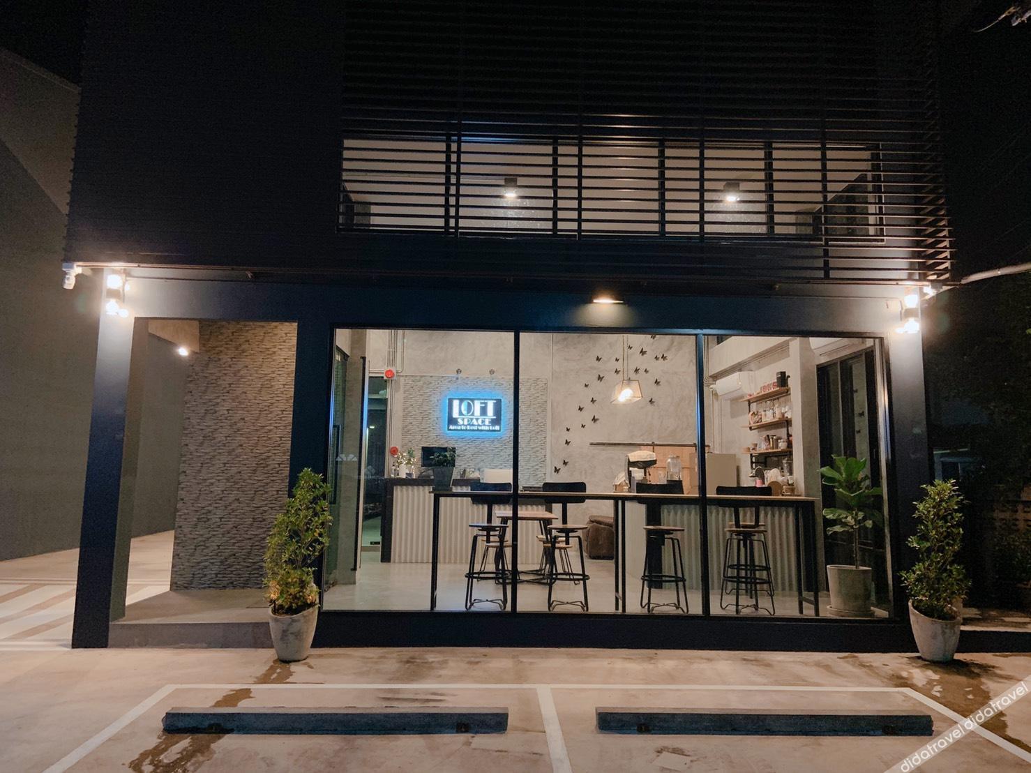 Loft Space Hotel 2*