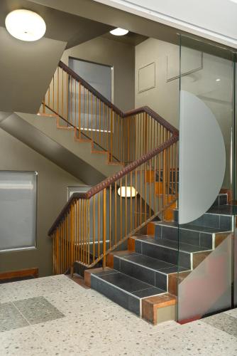 Neighbourgood East City 3*