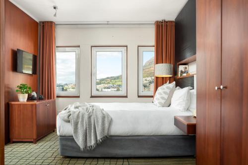 Neighbourgood East City 3*