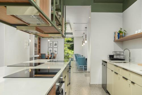 Neighbourgood East City 3*