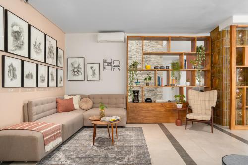 Neighbourgood East City 3*