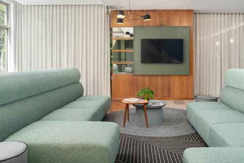 Neighbourgood East City 3*