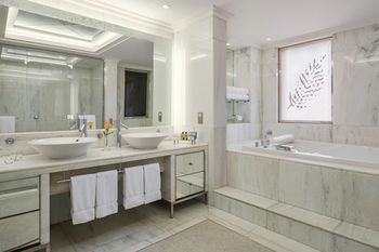 InterContinental Riyadh by IHG 5*