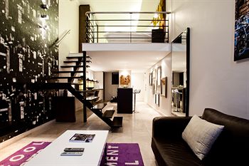 Hippo Boutique Hotel 4*