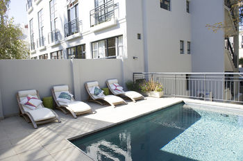 Hippo Boutique Hotel 4*