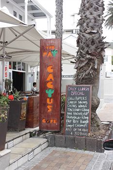 Hippo Boutique Hotel 4*