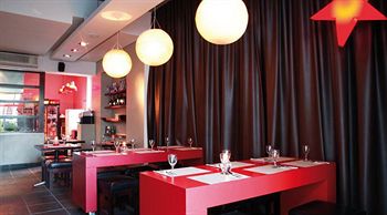 Hippo Boutique Hotel 4*
