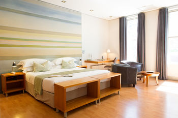 Hippo Boutique Hotel 4*