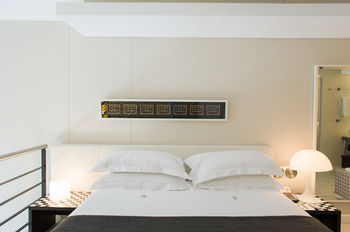 Hippo Boutique Hotel 4*