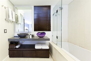 Hippo Boutique Hotel 4*