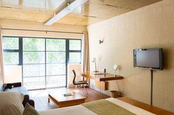 Hippo Boutique Hotel 4*