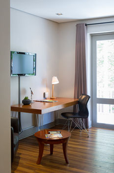 Hippo Boutique Hotel 4*