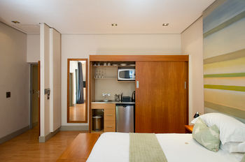 Hippo Boutique Hotel 4*