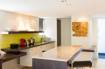 Hippo Boutique Hotel 4*