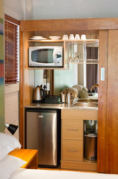 Hippo Boutique Hotel 4*