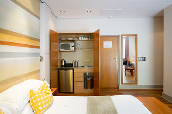 Hippo Boutique Hotel 4*
