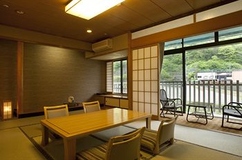 Kinugawa Onsen Hotel 4*