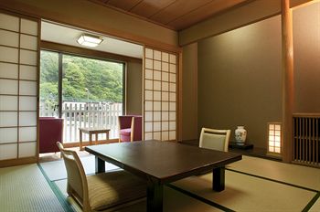 Kinugawa Onsen Hotel 4*