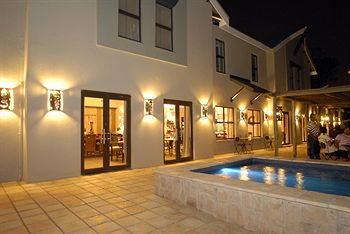 Protea Hotel by Marriott Bloemfontein Willow Lake 4*