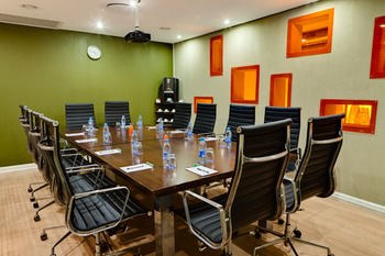 Protea Hotel by Marriott Bloemfontein Willow Lake 4*