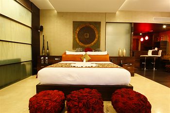 Grand Estancia 4*