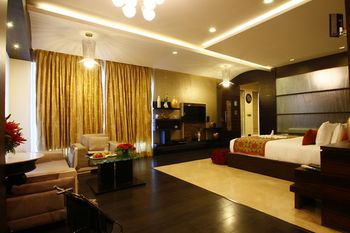 Grand Estancia 4*
