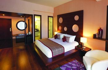 Grand Estancia 4*