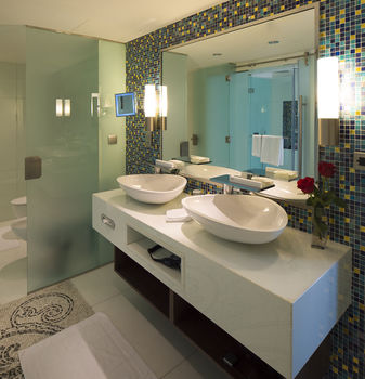 Radisson Blu Hotel, Kuwait 5*