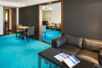 Radisson Blu Hotel, Kuwait 5*