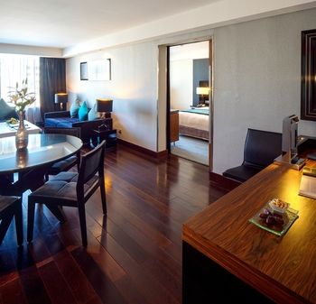 Radisson Blu Hotel, Kuwait 5*