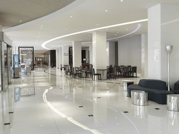 Radisson Blu Hotel, Kuwait 5*
